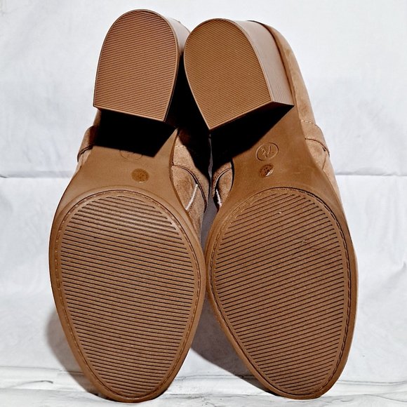 ANA SUEDE HEEL ANKLE BOOTS SIZE 7.5 - Picture 7 of 8